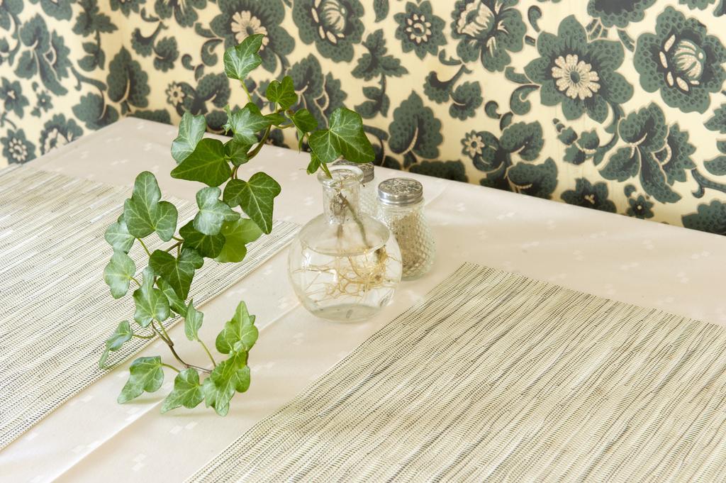 Lilla Hotellet I Nora 외부 사진